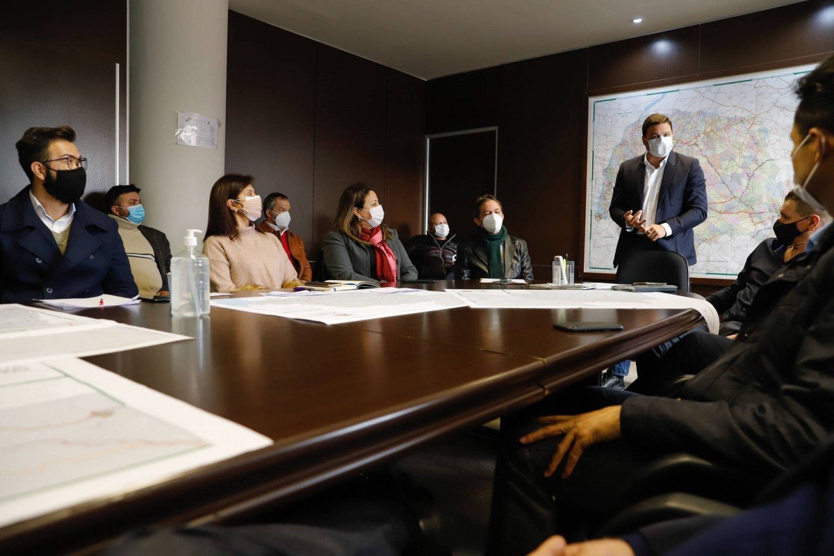 Prefeitos dos Campos Gerais e do Oeste apoiam o projeto da Nova Ferroeste 