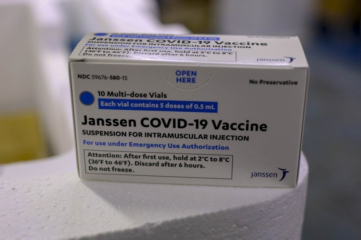 Estado começa a distribuir novas doses para população em geral; veja divisão por regional