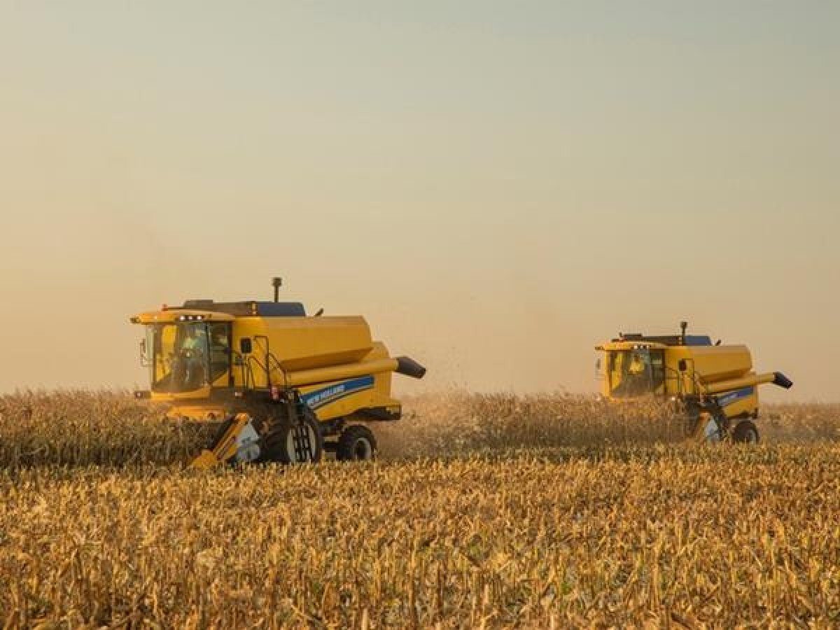 Colheitadeiras New Holland são eleitas o Destaque do Ano da revista A Granja