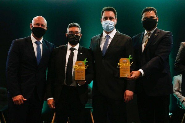 Não há mal que sempre dure