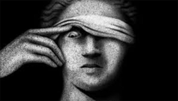 Vindo da esquerda, pode