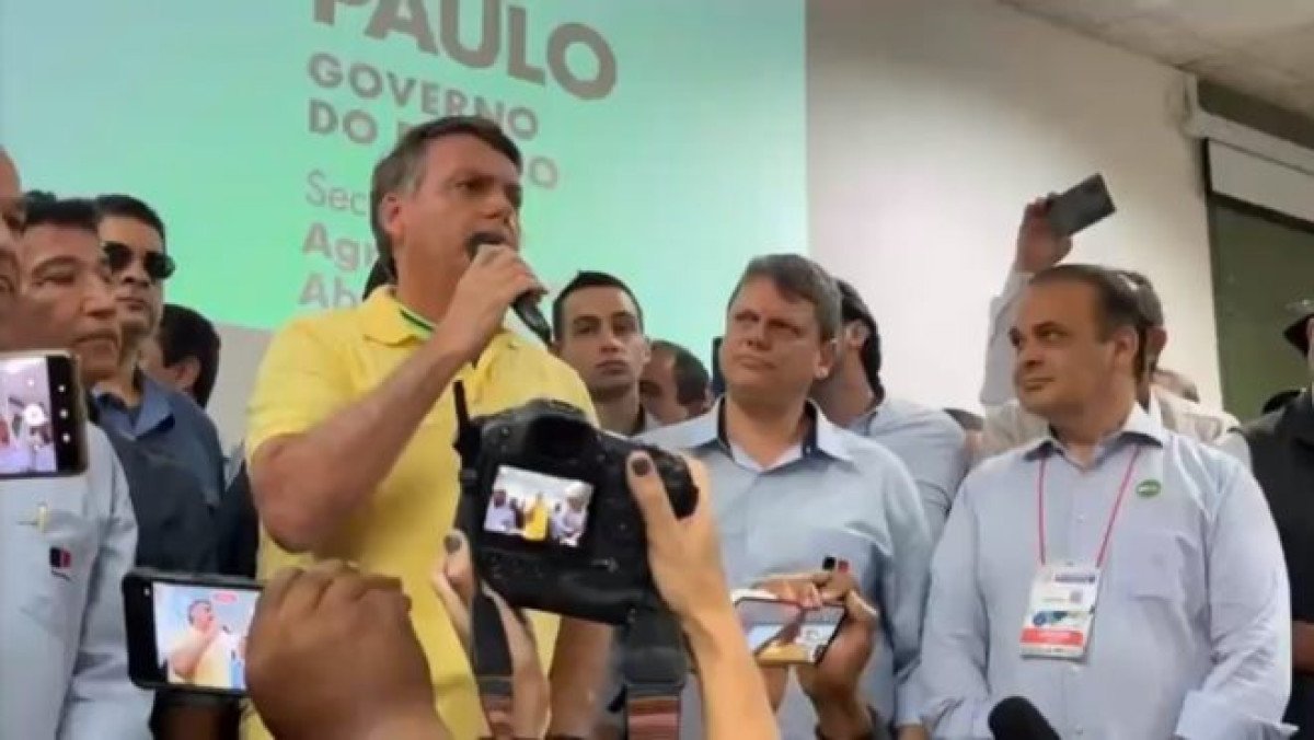 Na Agrishow, Bolsonaro arrasta multidão e repudia demarcações de terras indígenas