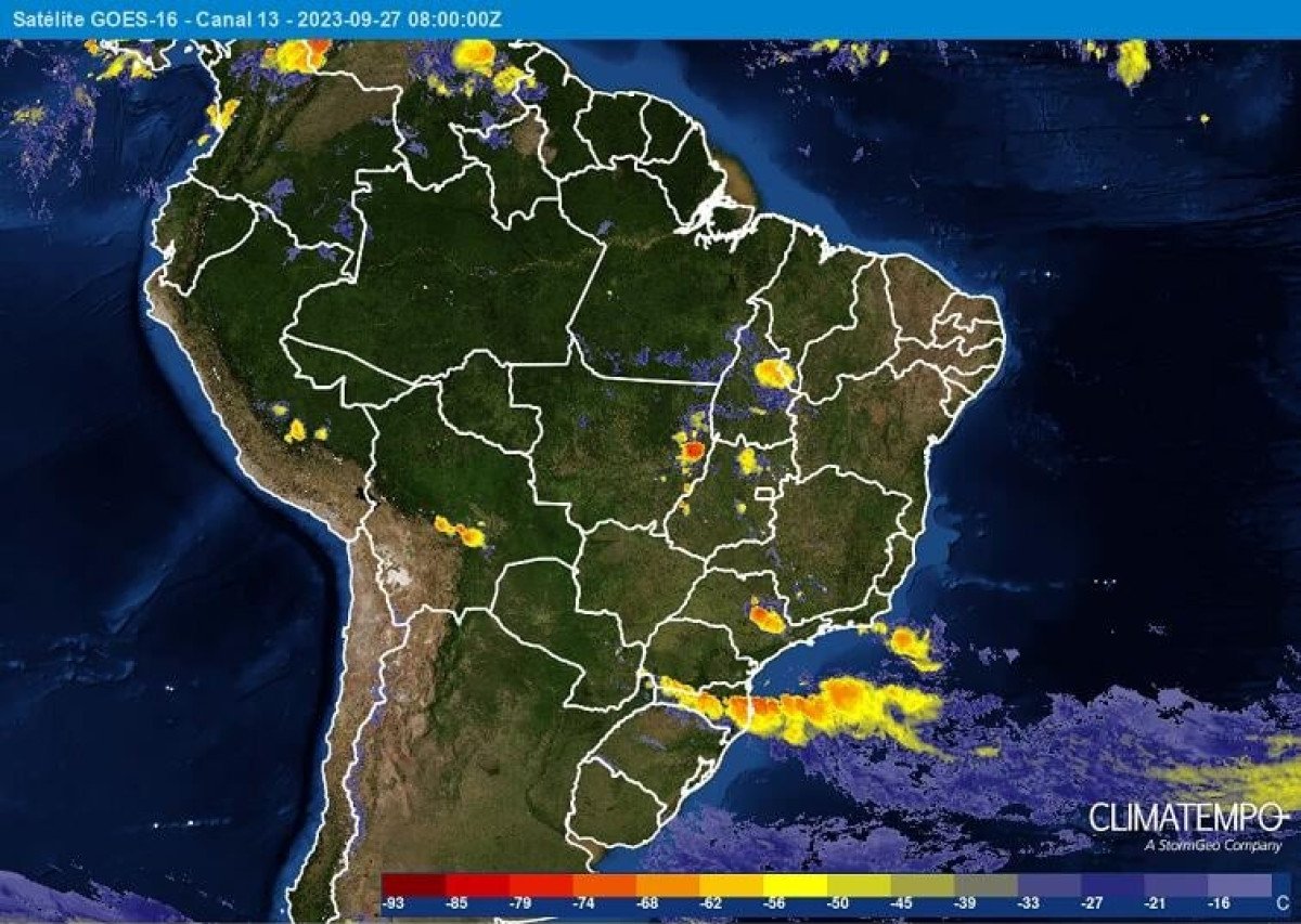 Formação de frente fria provoca muita chuva no Sul