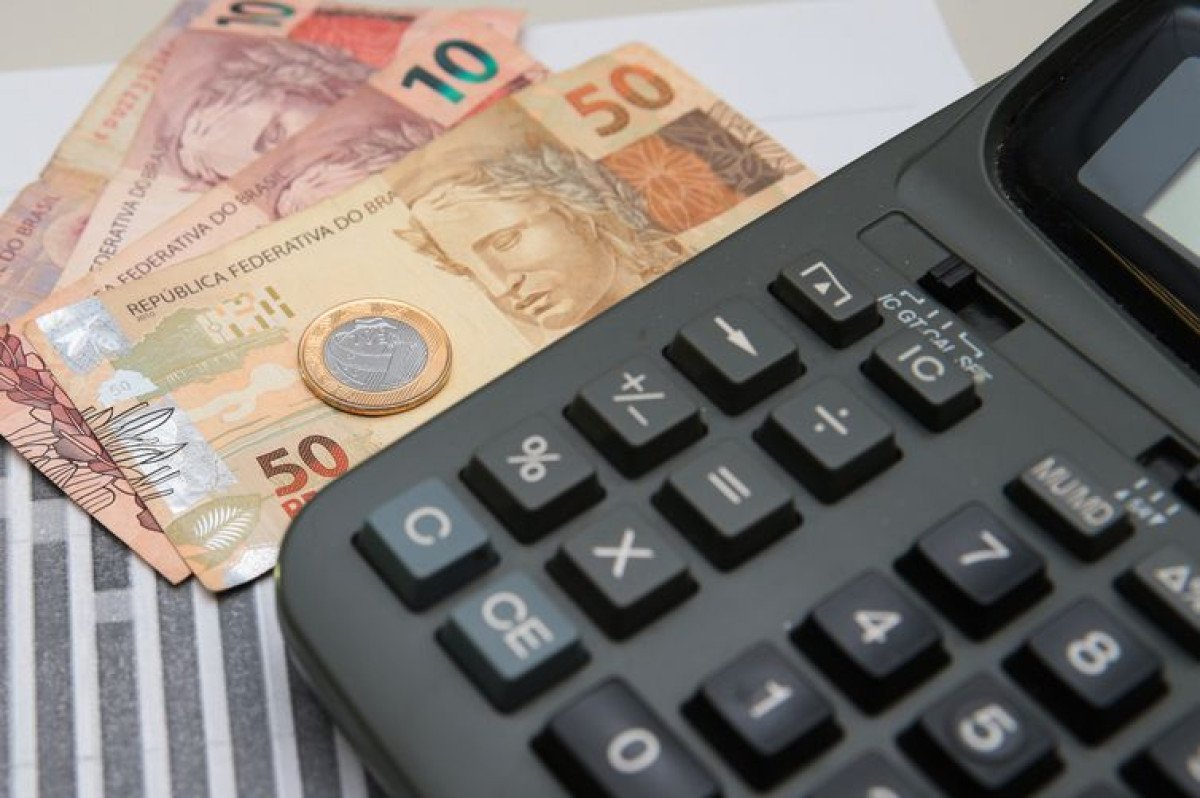 Em 5 anos, real e euro somam 9% nas operações de comércio exterior