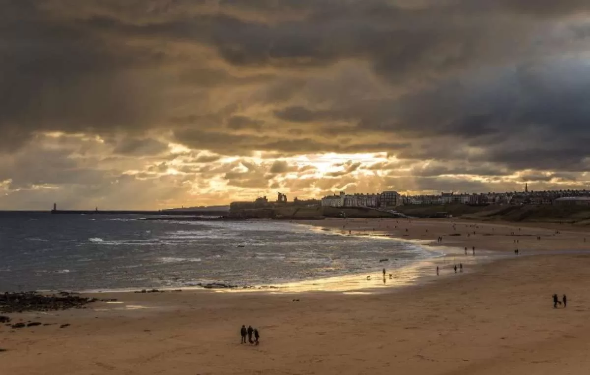 Vórtice ciclônico de altos níveis e ventos trazem chuva para o Nordeste