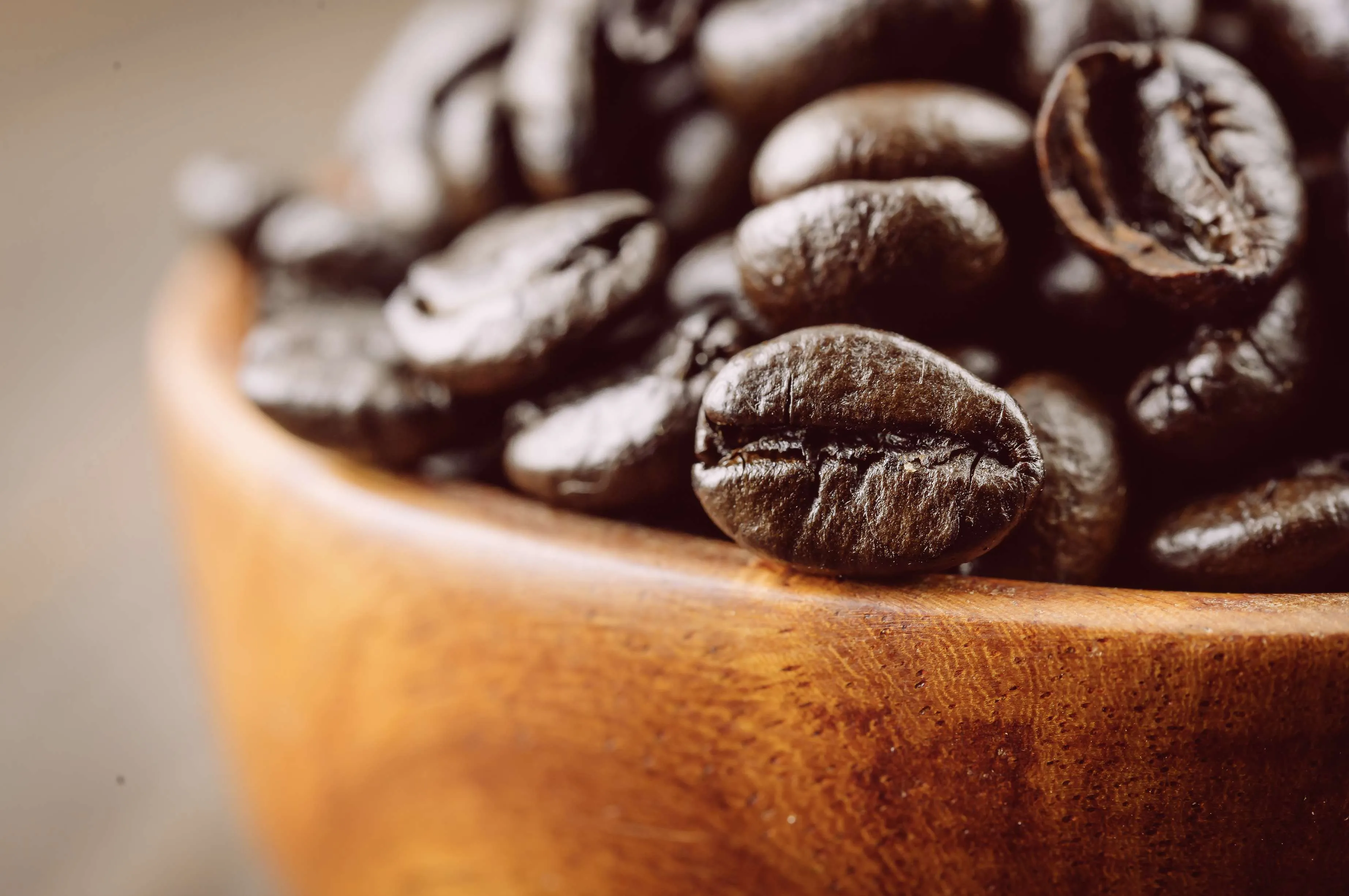 Indicador do café robusta cai em outubro e arábica se sustenta