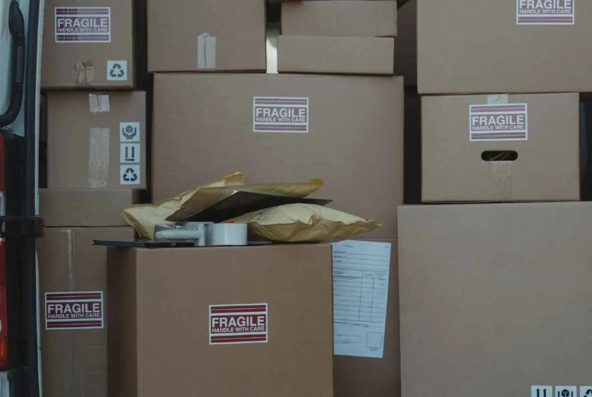 Frete registra primeira queda desde novembro e encerra março com recuo de 0,54%, aponta Edenred Repom