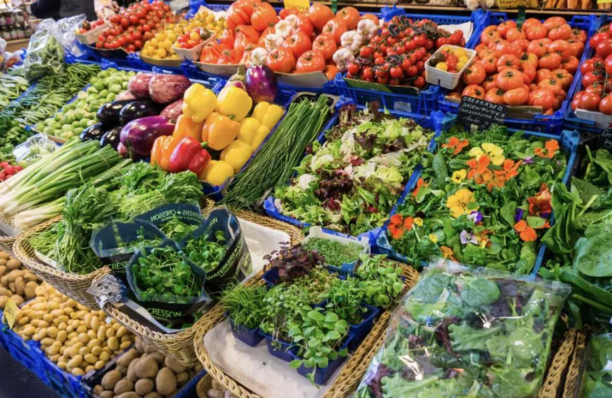 Alta nos preços de alimentos e saúde impacta a prévia da inflação de abril
