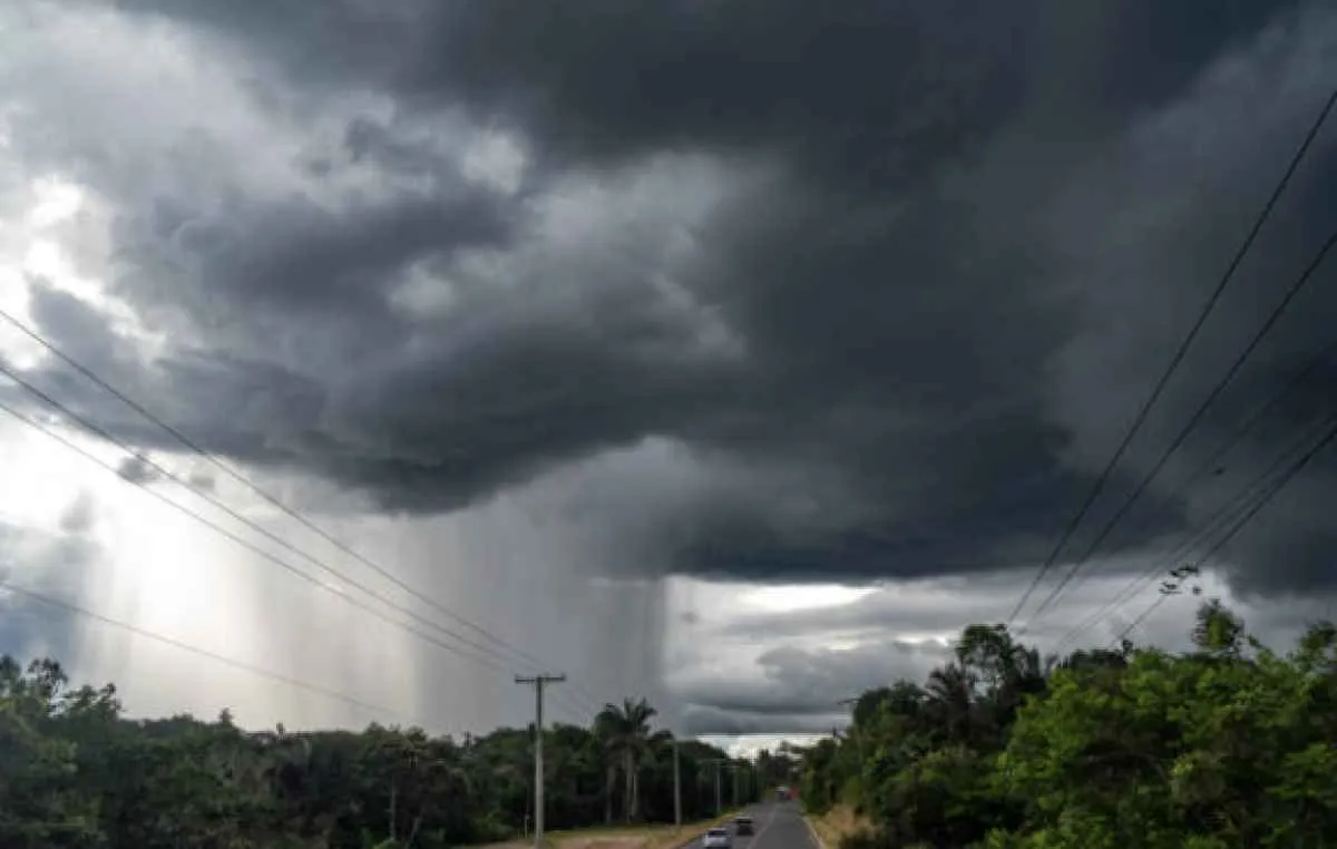 Frente fria avança pelo país e pode causar temporais no Sul e Sudeste