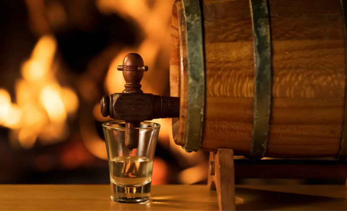 Número de estabelecimentos produtores de cachaça cresce pelo terceiro ano seguido