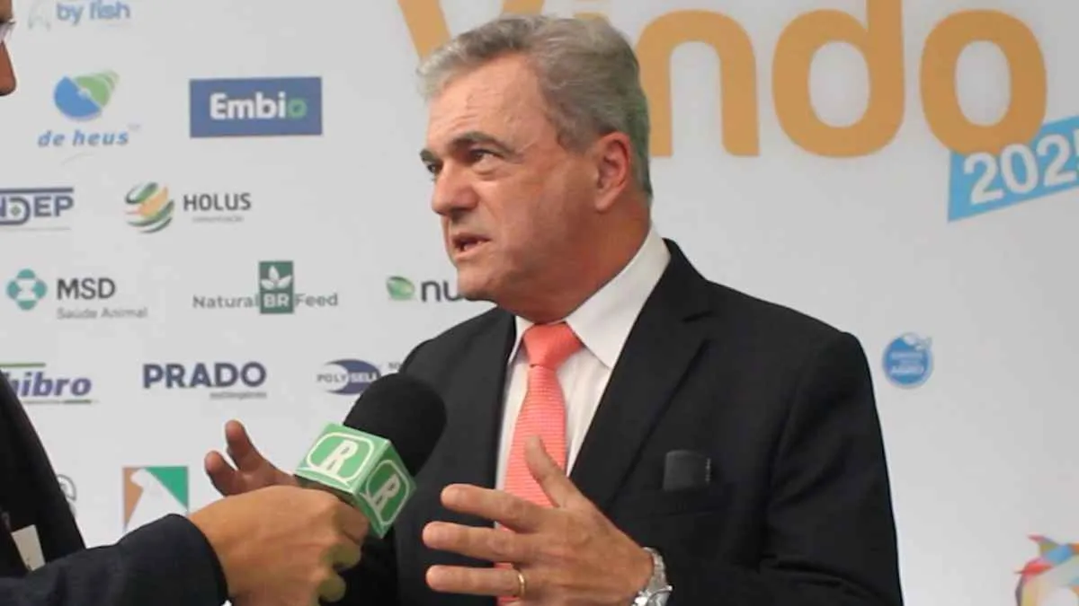 Biosegurança manterá país como maior exportador de aves, afirma Santin