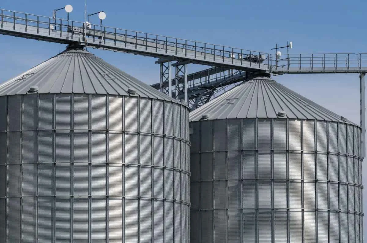 Armazenagem em propriedades rurais cresce mais de 70% desde 2010, aponta Conab