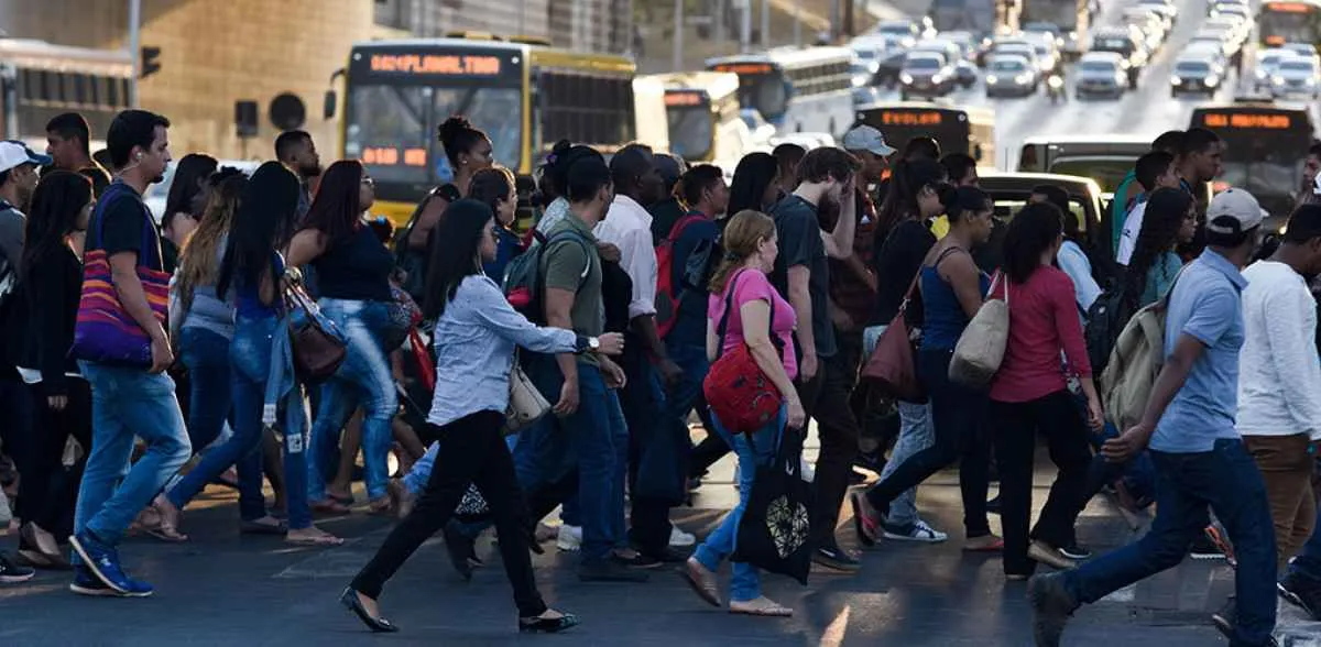 Ipea mantém previsão de crescimento de 2,4% para o PIB em 2025 e estima avanço menor em 2026