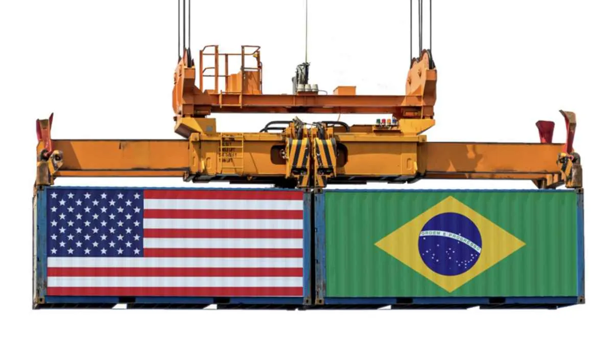 Tarifaço dos EUA coloca em risco R$ 1,5 bi em exportações do Paraná