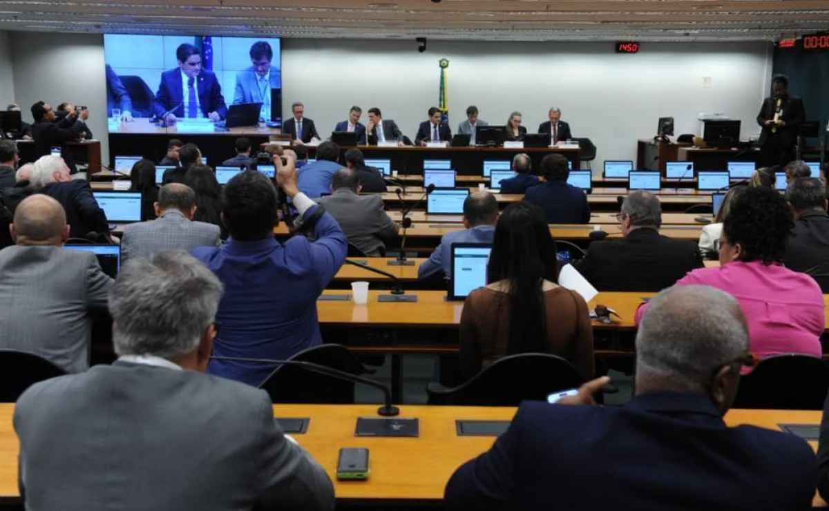 Câmara inicia debate sobre novo marco regulatório dos portos