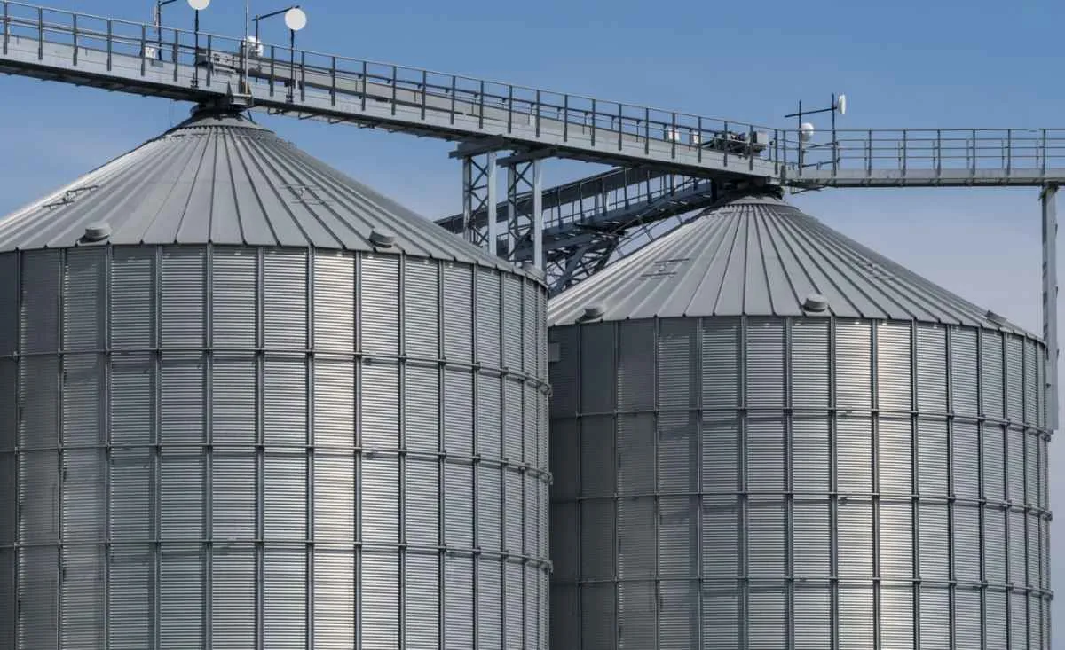 Cresce alerta de segurança com acidentes em silos de grãos