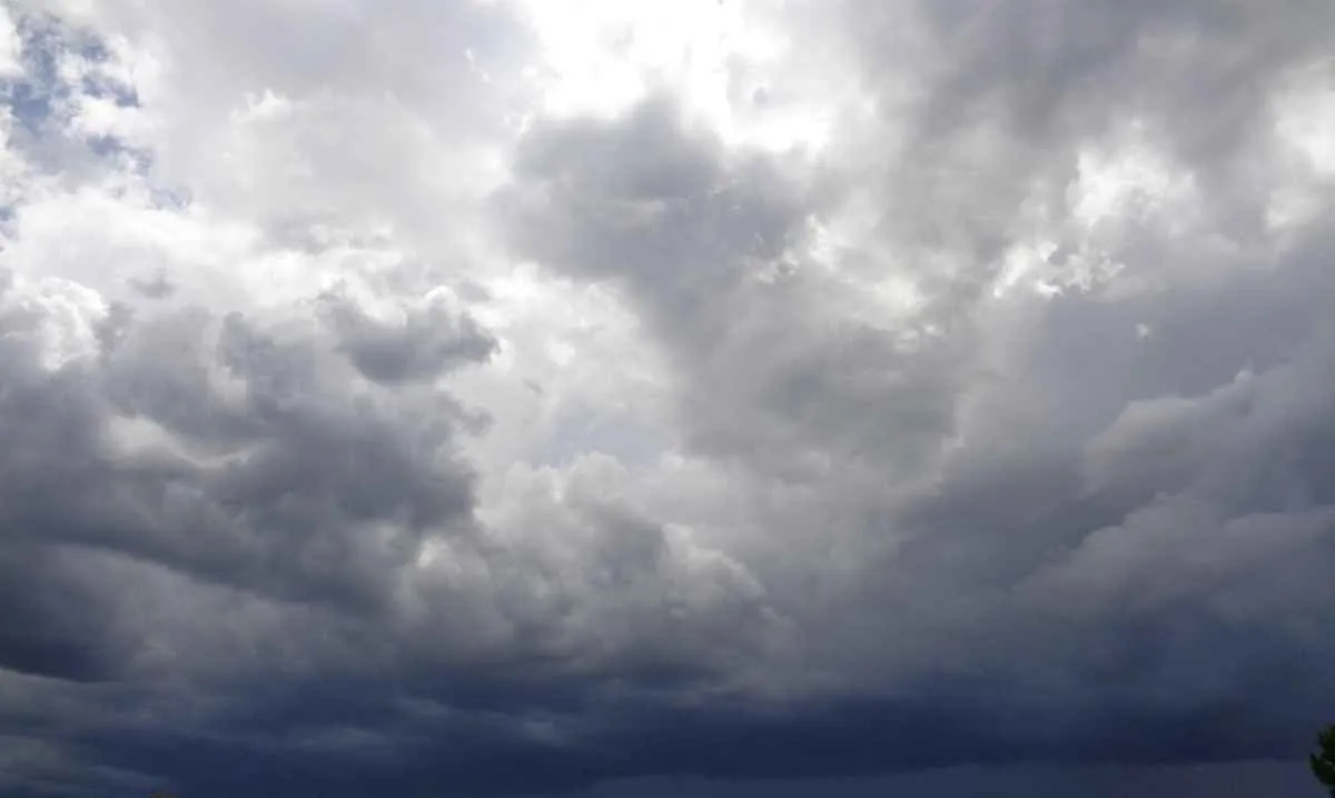 Terça-feira terá frio, temporais e baixa umidade