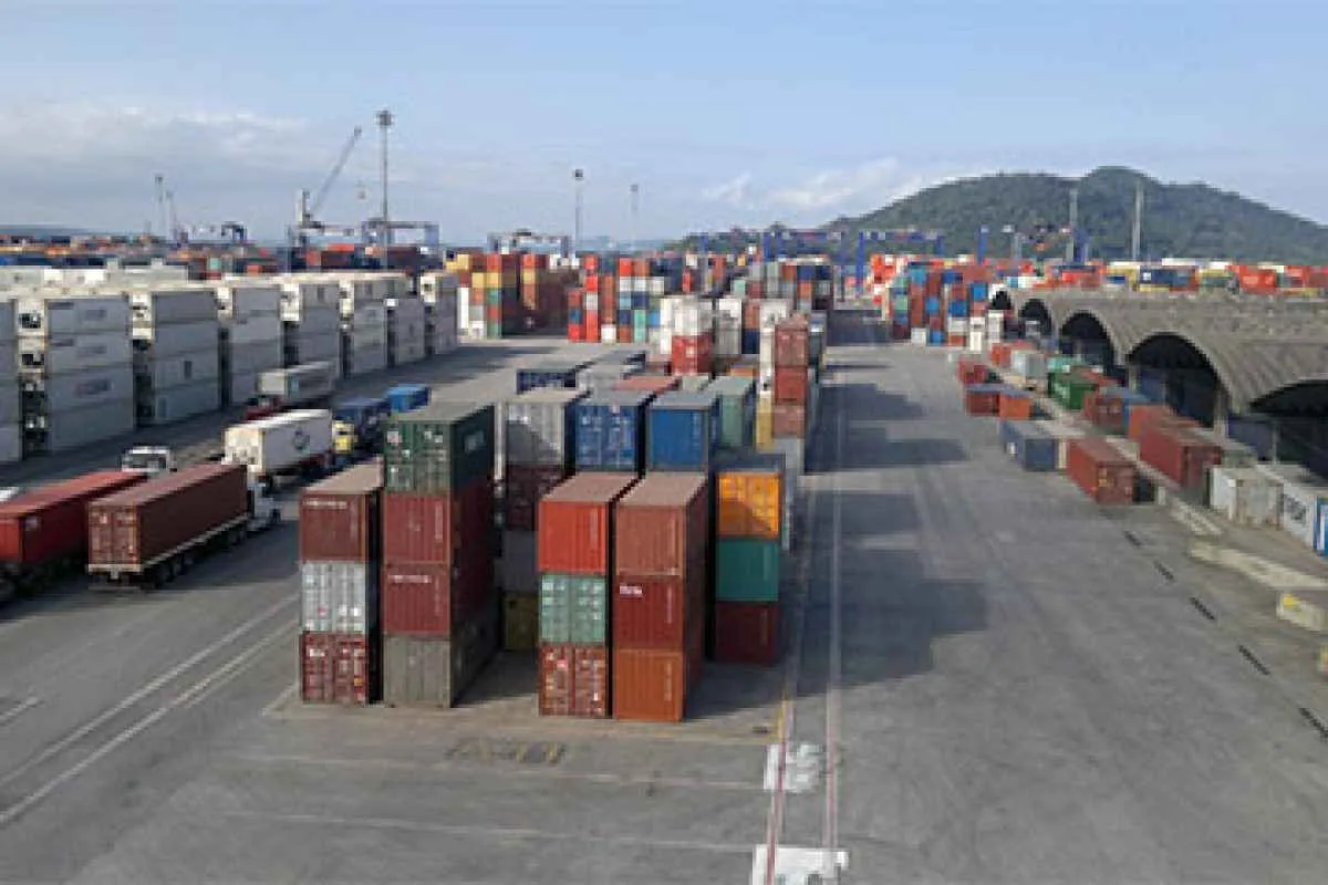 Brasil lidera exportações de algodão em 2024/25