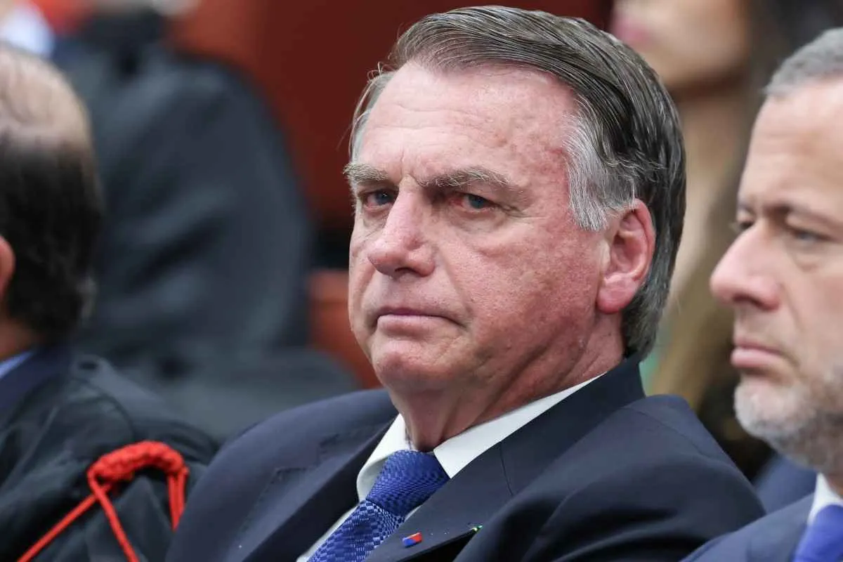 Jair Bolsonaro não está sendo julgado, está sendo executado publicamente