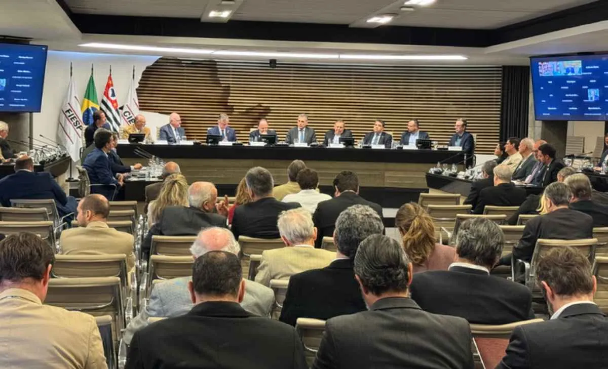 Mapa e Fiesp debatem projeto que busca reduzir dependência externa de fertilizantes
