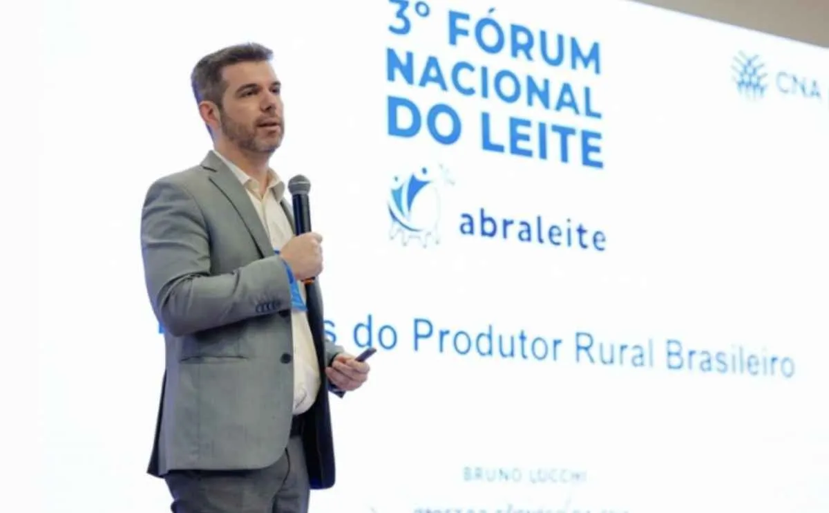 CNA destaca desafios do setor leiteiro no Fórum Nacional do Leite