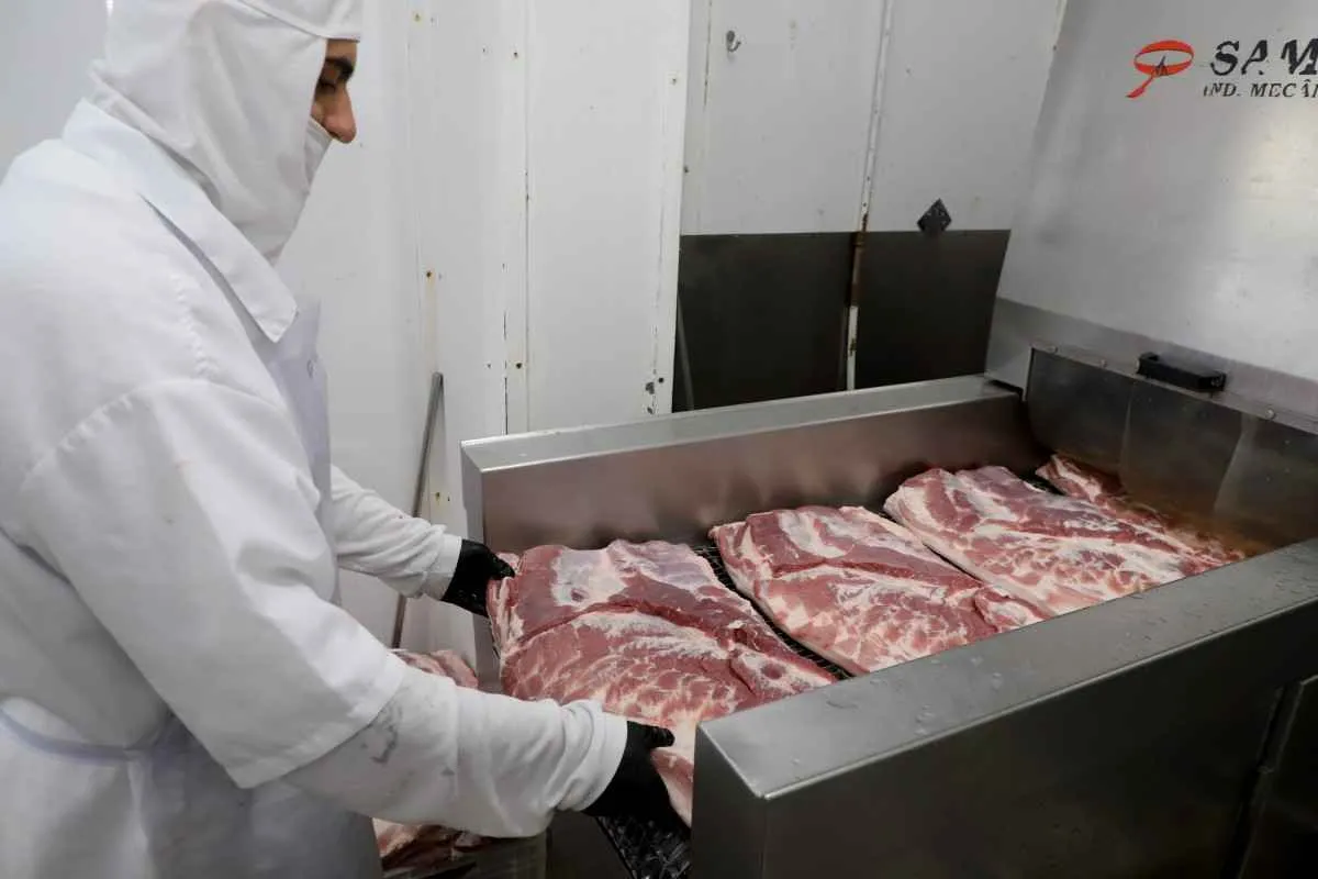 Paraná registra melhor trimestre da história na produção de carnes