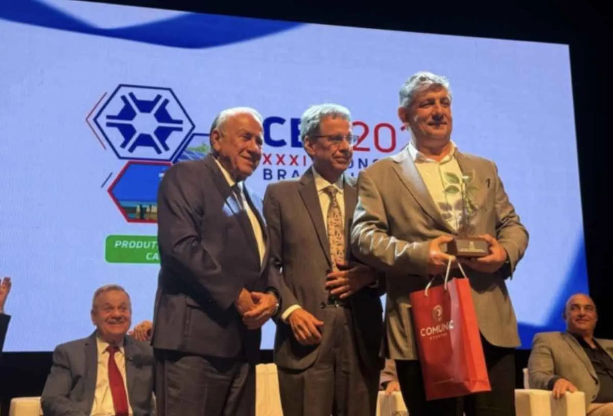 Senar recebe homenagem e destaca importância da Assistência Técnica