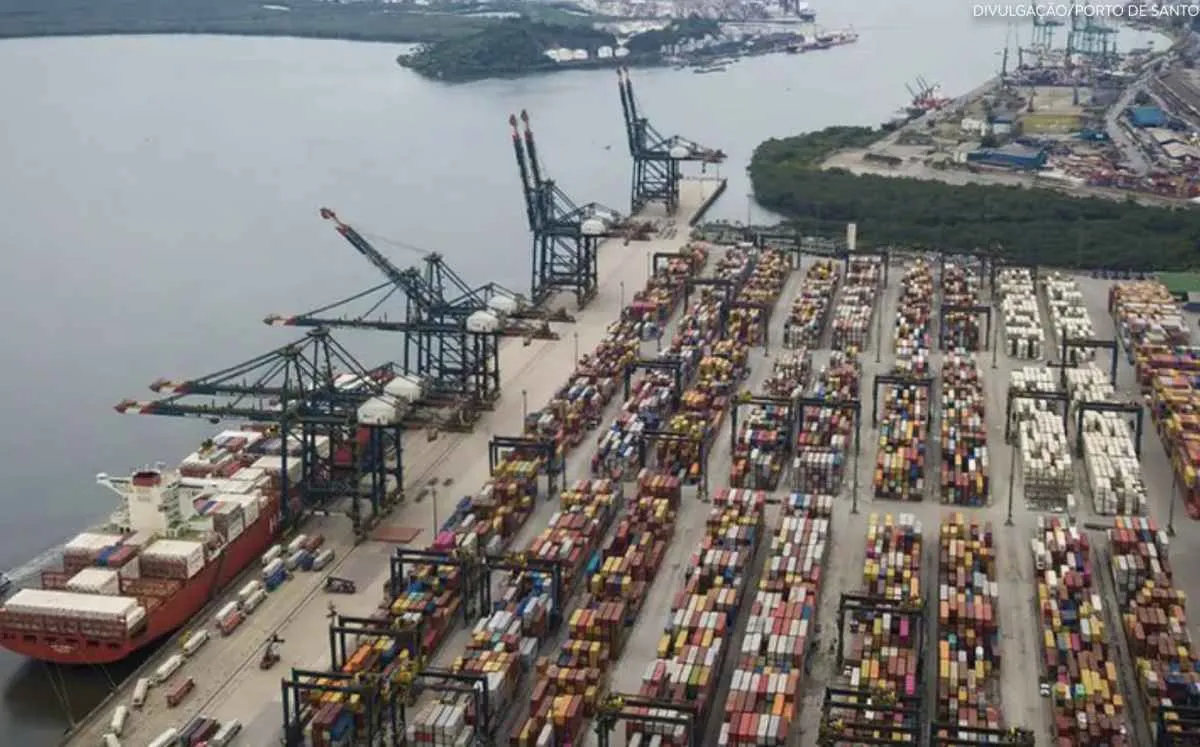 Corrente de comércio brasileiro ultrapassa US$ 500 bi em 2025