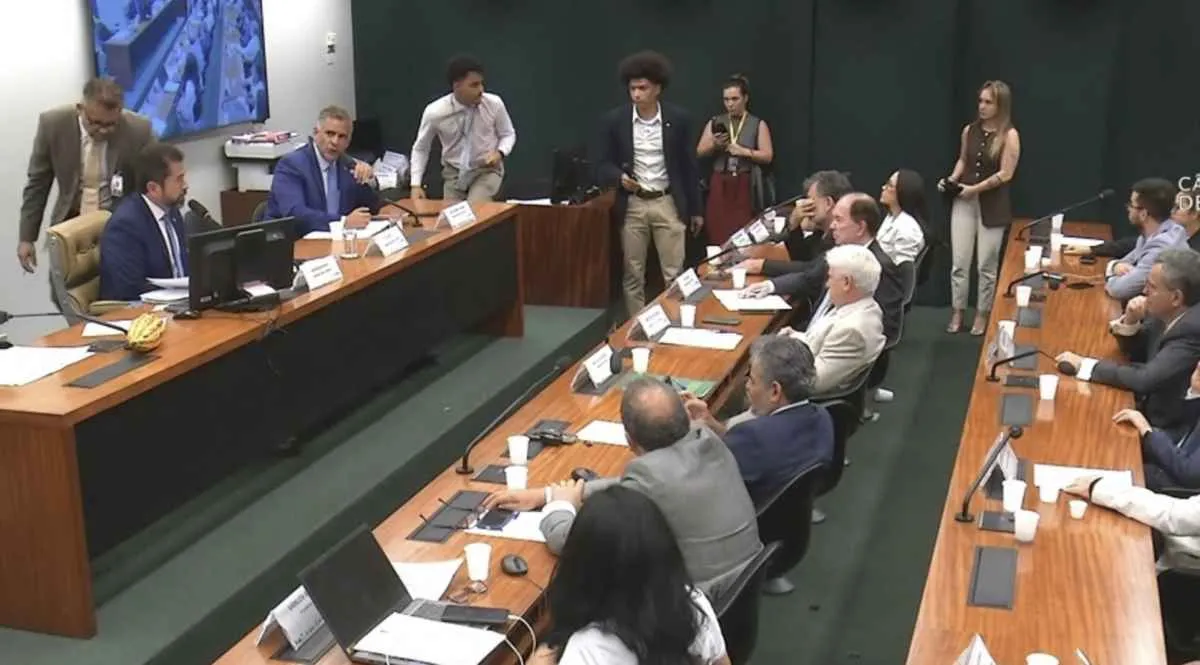 CNA reforça ações contra riscos fitossanitários do cacau