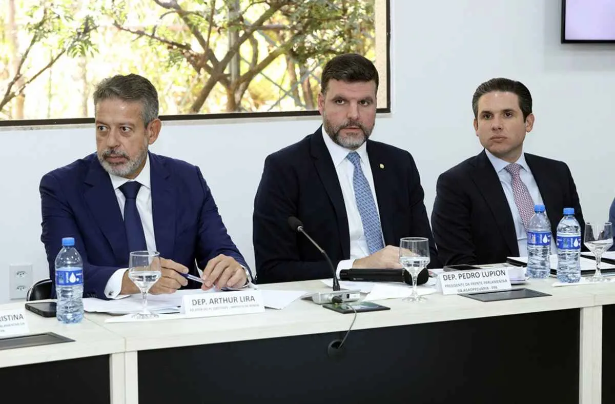 FPA recebe Lira e Motta para discutir reforma do Imposto de Renda