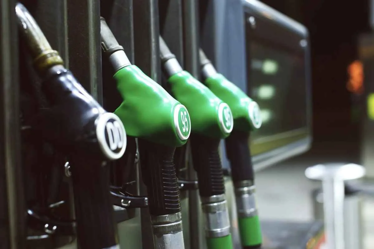 Diesel registra queda em setembro e alivia custos do transporte
