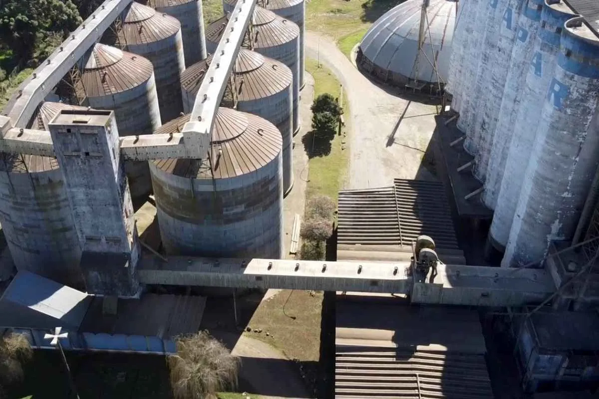 Paraná propõe concessão de unidades armazenadoras do IDR à iniciativa privada