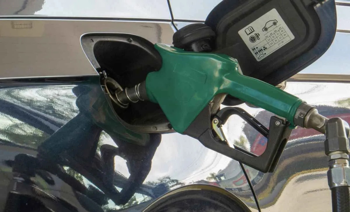 Etanol hidratado mantém preço médio de R$ 2,70 por litro em outubro