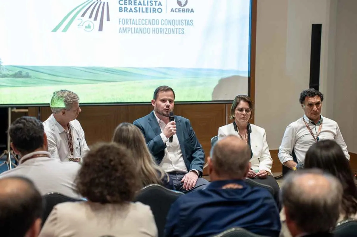 Aprosoja MT defende fim da moratória da soja em debate no Congresso Cerealista