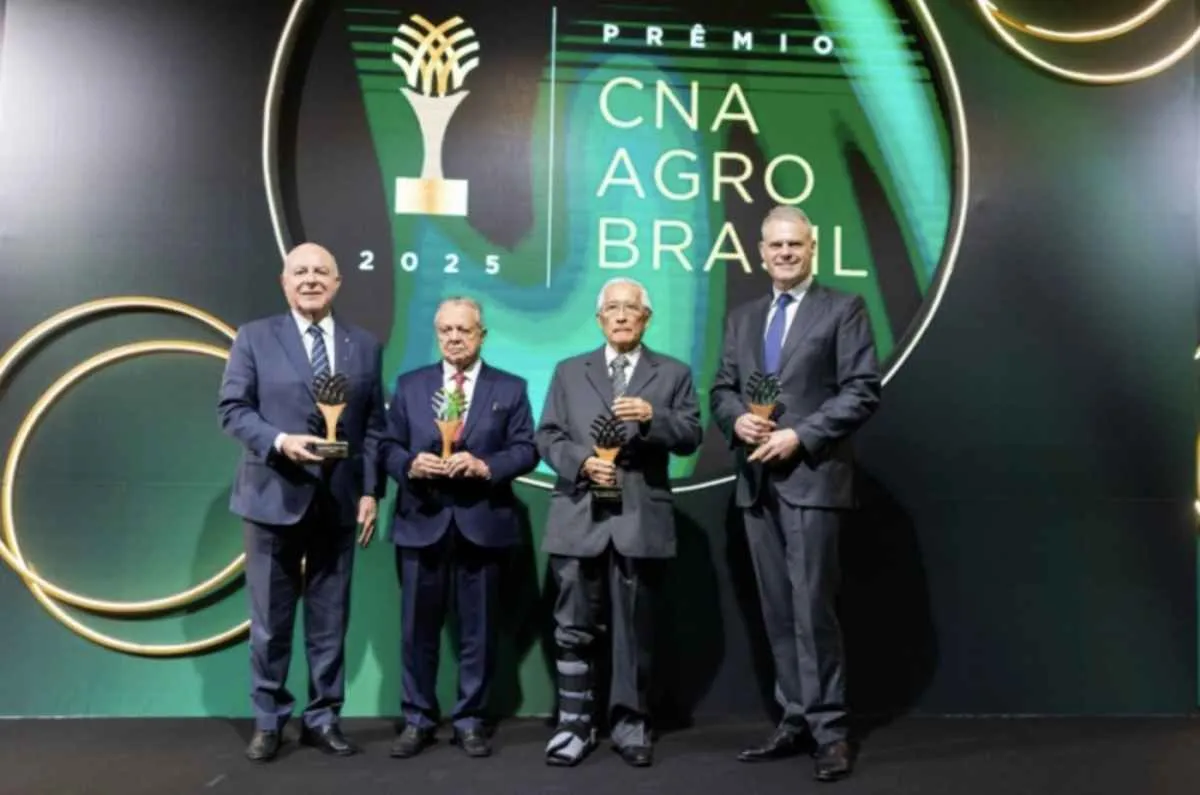 CNA entrega Prêmio Agro Brasil 2025 em Brasília