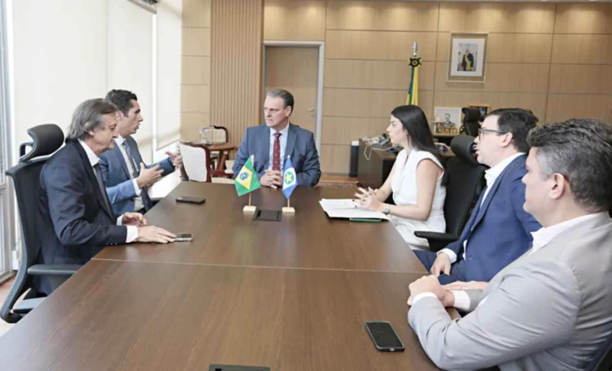 Fávaro avalia ações para fortalecer a agropecuária no Ceará