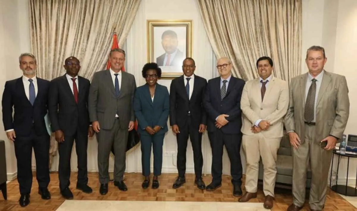 Acordo agrícola Brasil–Angola avança após reuniões do ministro Fávaro