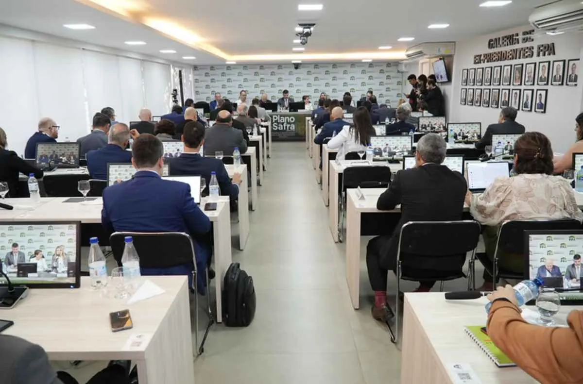 FPA pressiona por crédito e seguro no Plano Safra 25/26