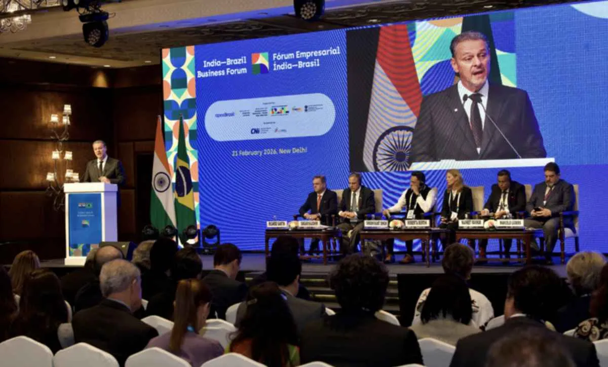 Fávaro apresenta potencial do agro brasileiro em fórum empresarial na Índia