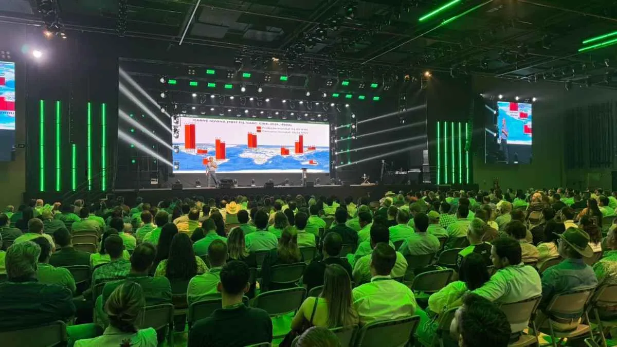 Simpósio debate mercado, ciência e consumo na carne do futuro