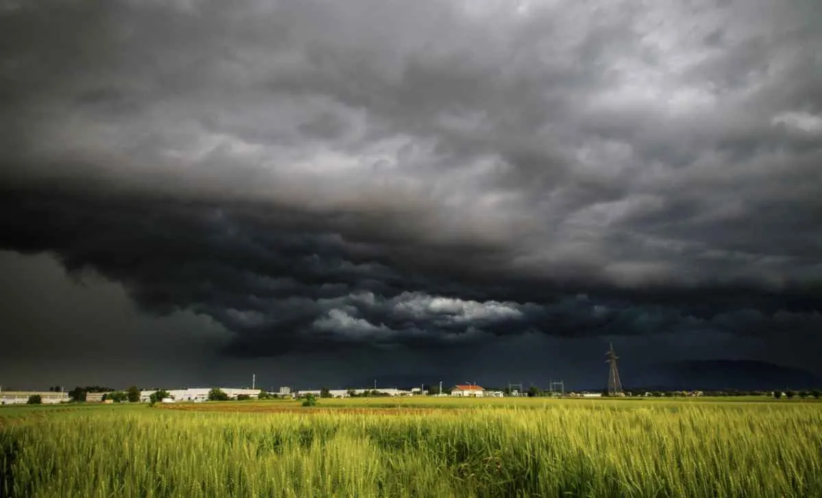 Brasil tem temporais e chuva forte nesta quarta