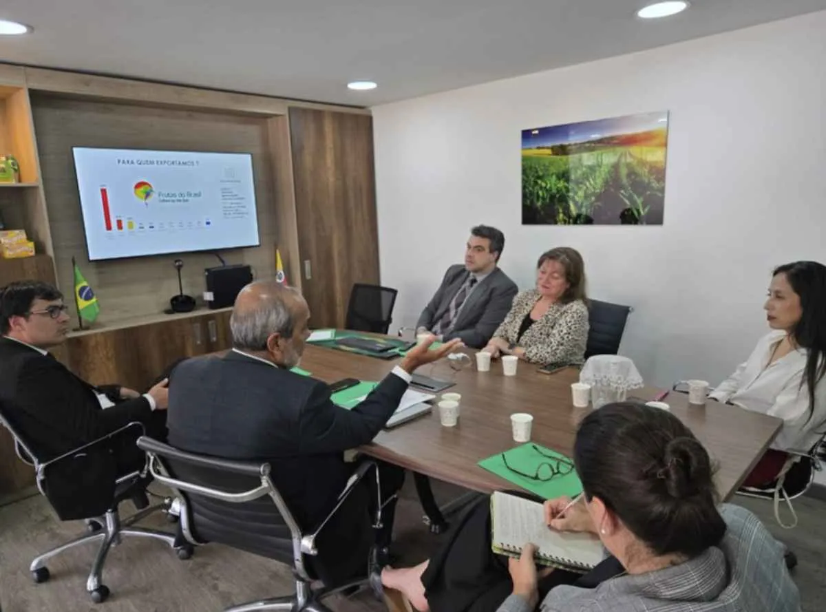 Brasil amplia negociações para exportar frutas à Colômbia