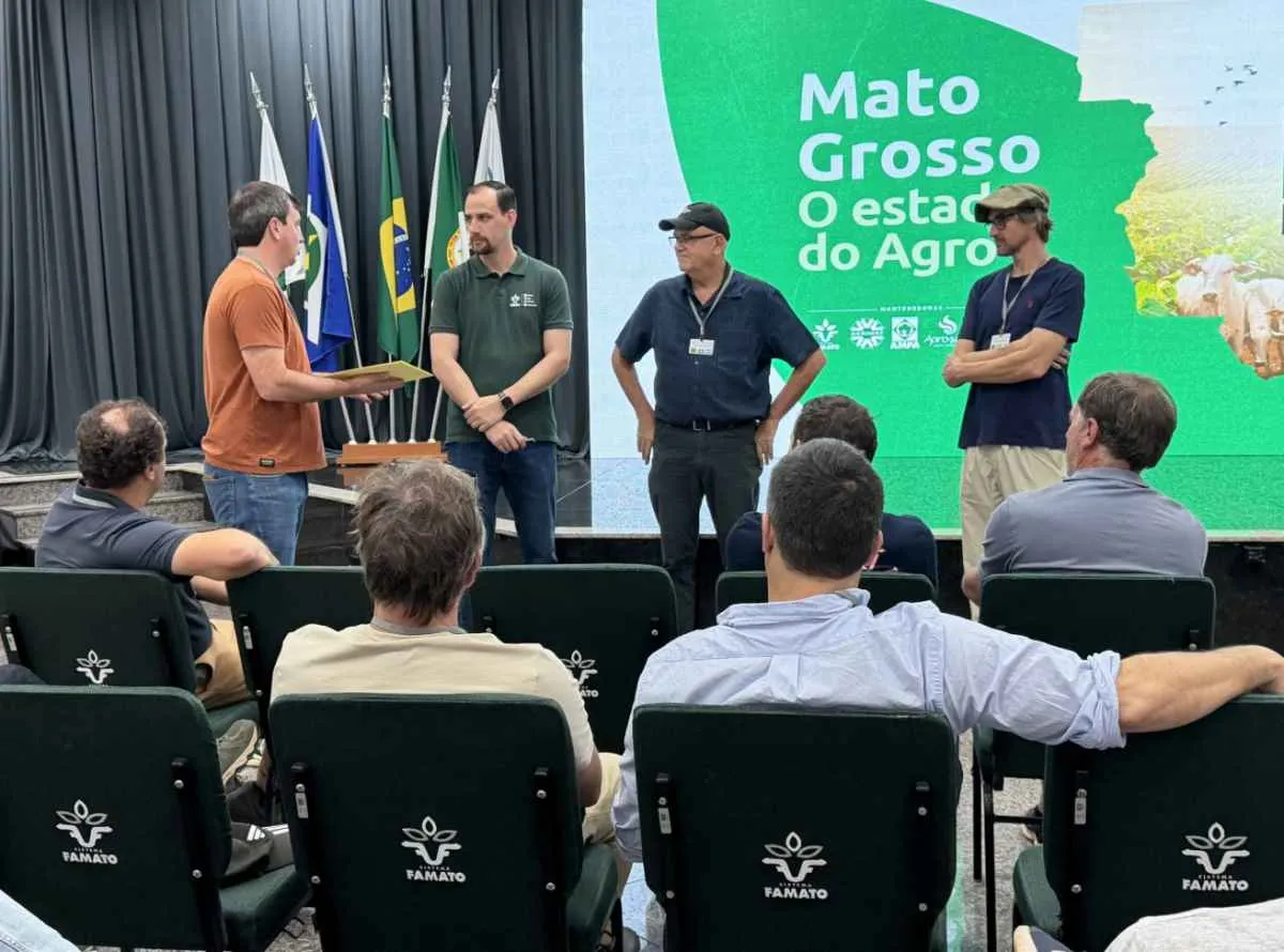 Argentinos conhecem tecnologia e escala do agro de MT
