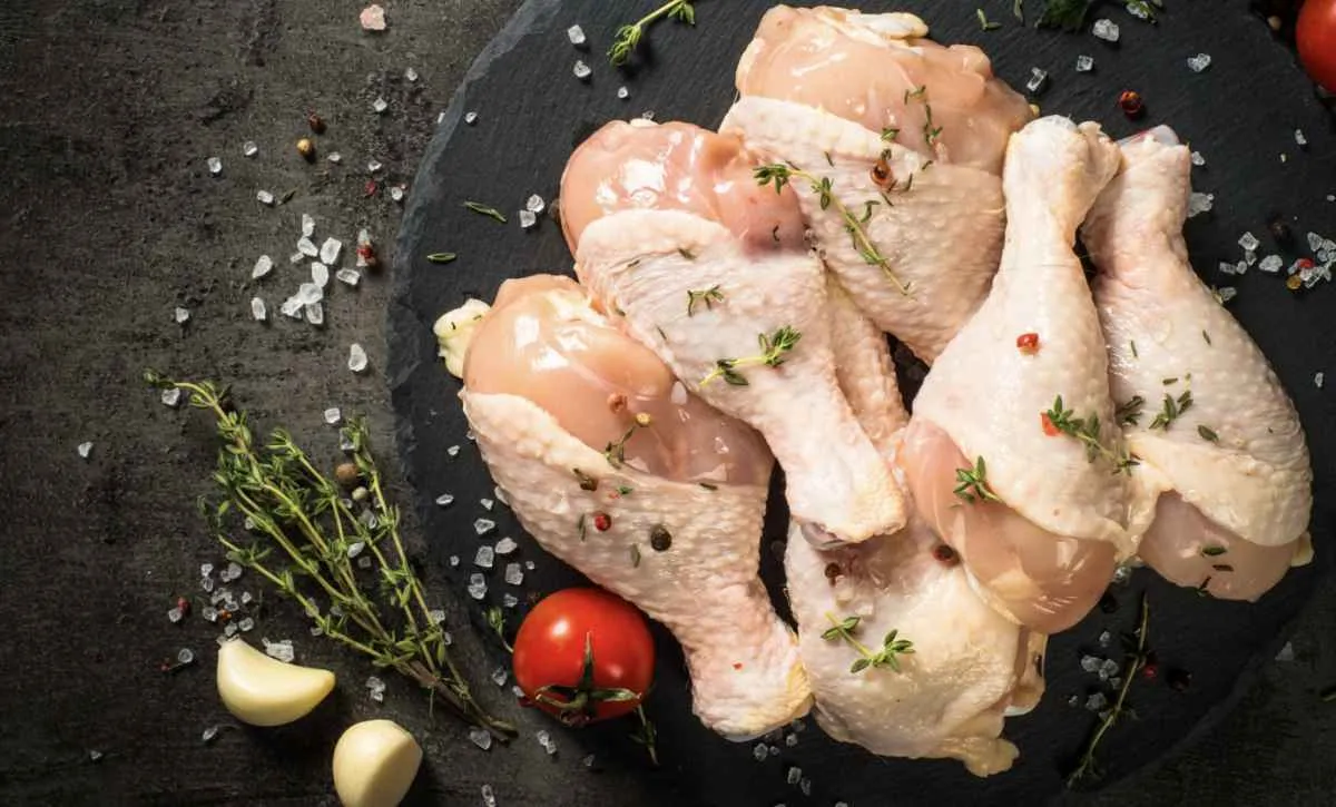Preços da carne de frango avançam com demanda aquecida