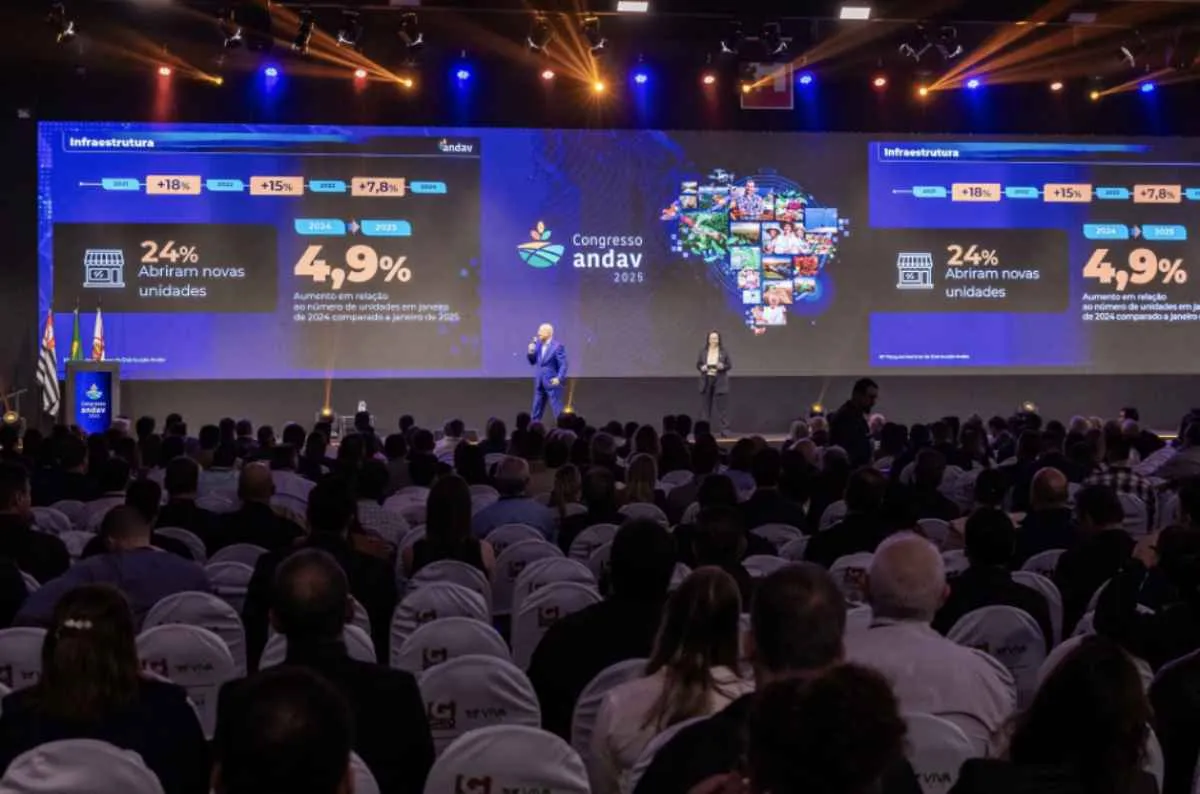 Gestão de pessoas e sucessão guiam debates no 15º Congresso Andav