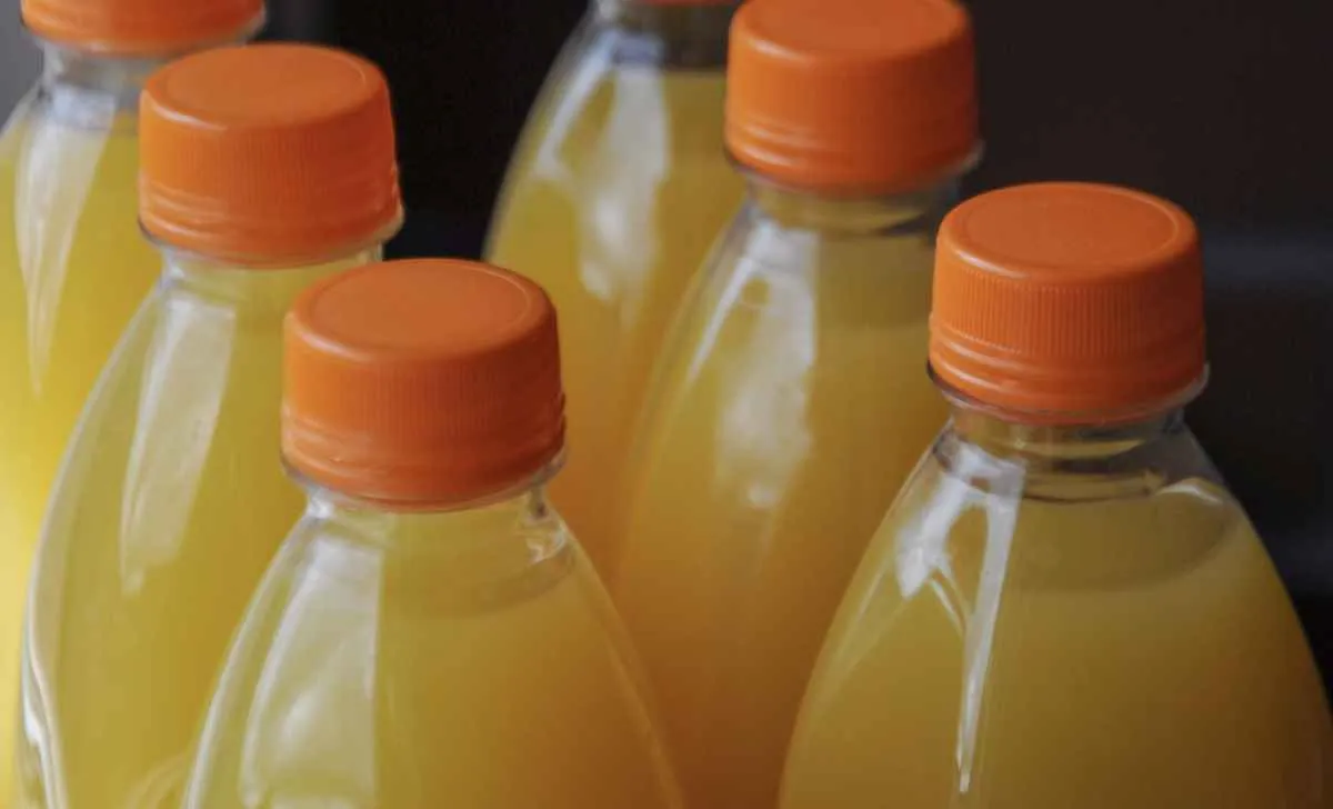 Exportações de suco de laranja crescem, mas receita cai 27%