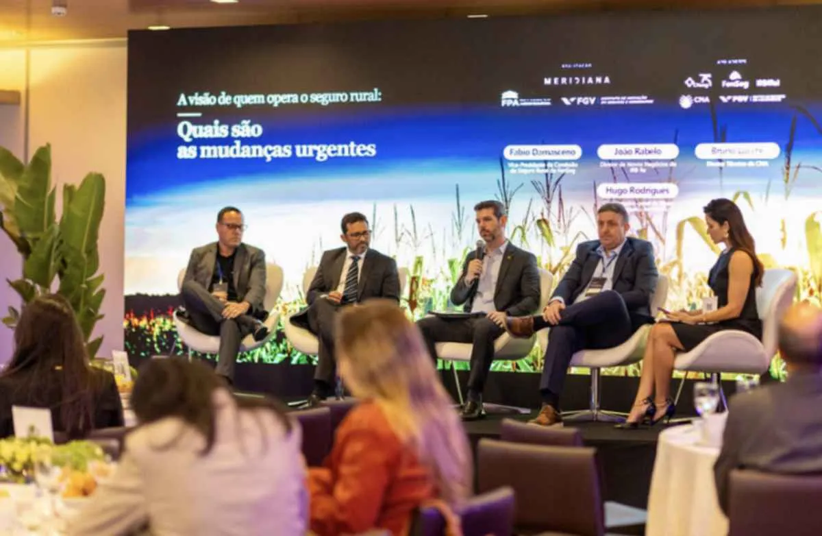 CNA participa de debate sobre rumos do seguro rural