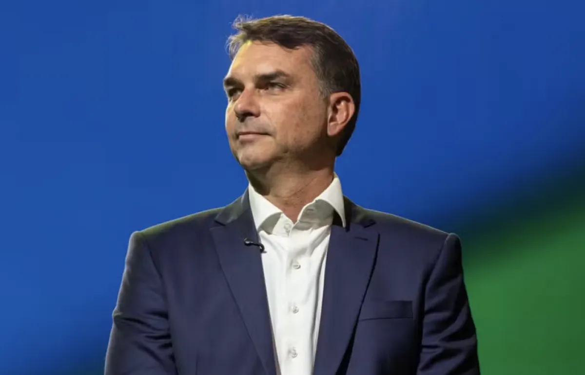 Entidades do setor de etanol repudiam fala de Flávio Bolsonaro