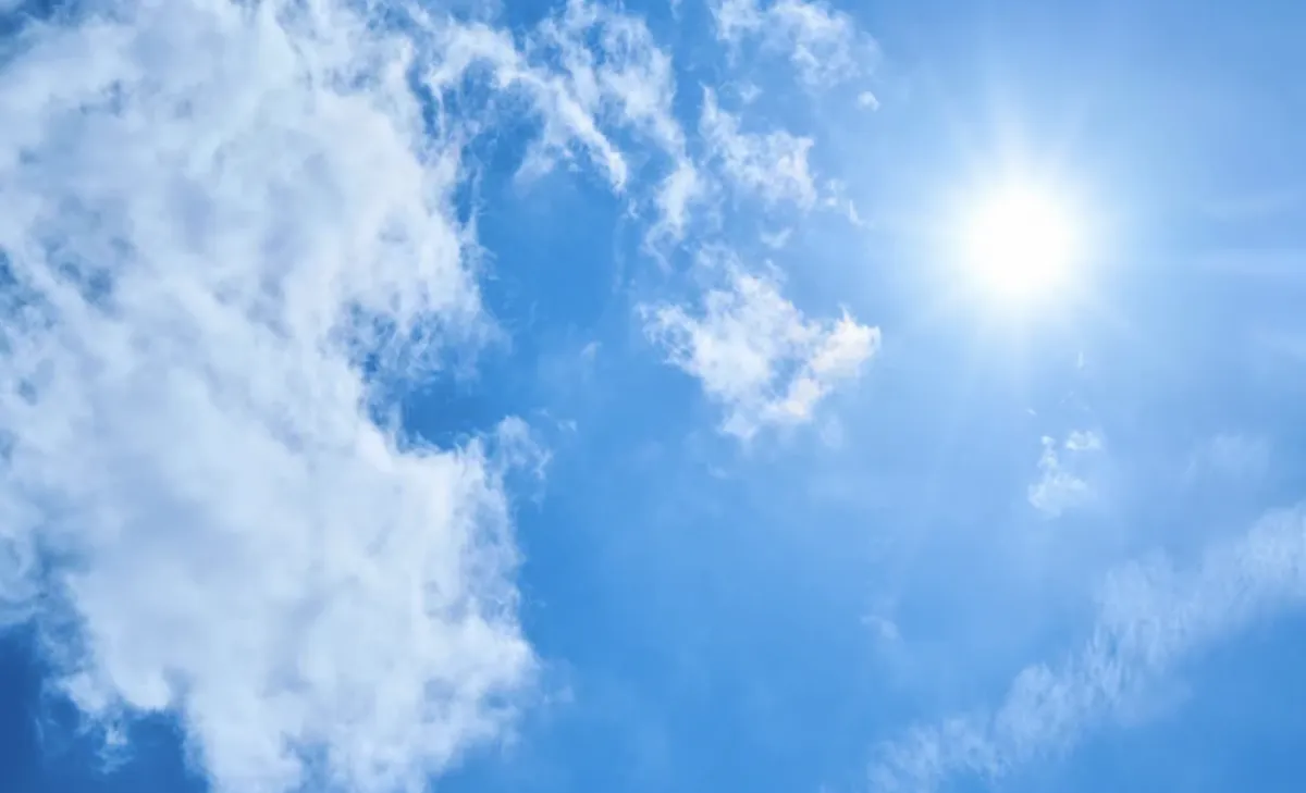 Sexta-feira tem alerta de temporal no RS e calor em SP