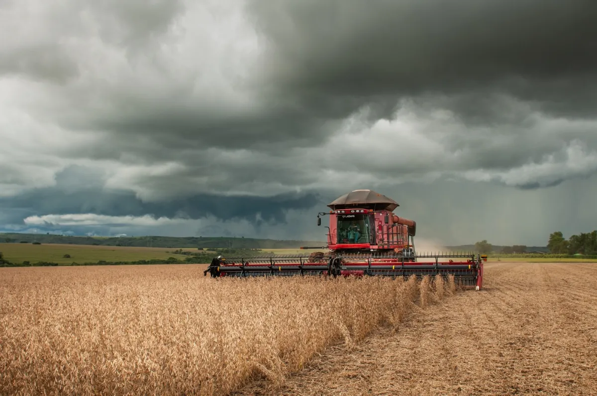 Acidentes com operações de máquinas agrícolas preocupam   